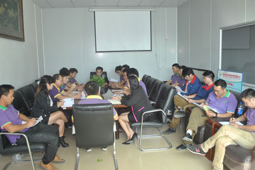 會議室_深圳市偉泰發餐飲管理（lǐ）有限（xiàn）公（gōng）司